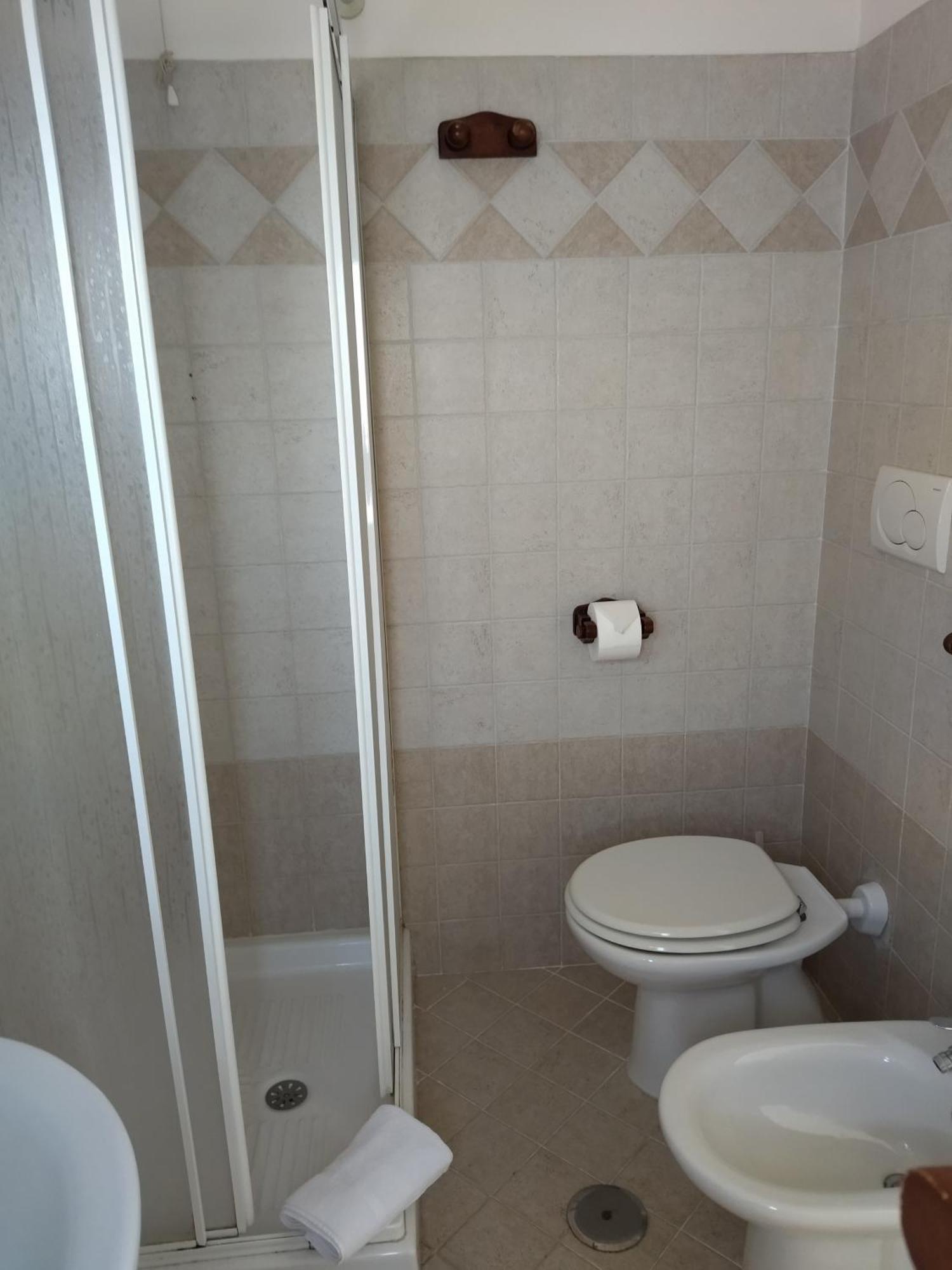 B&B La Pace Ardea Buitenkant foto