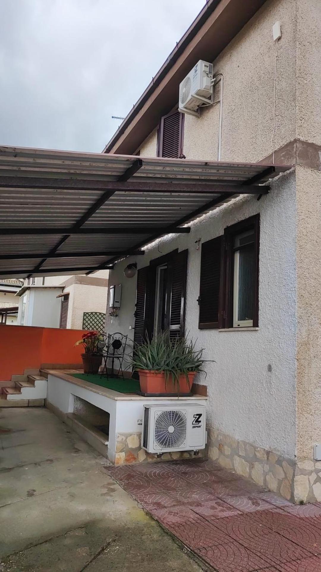 B&B La Pace Ardea Buitenkant foto