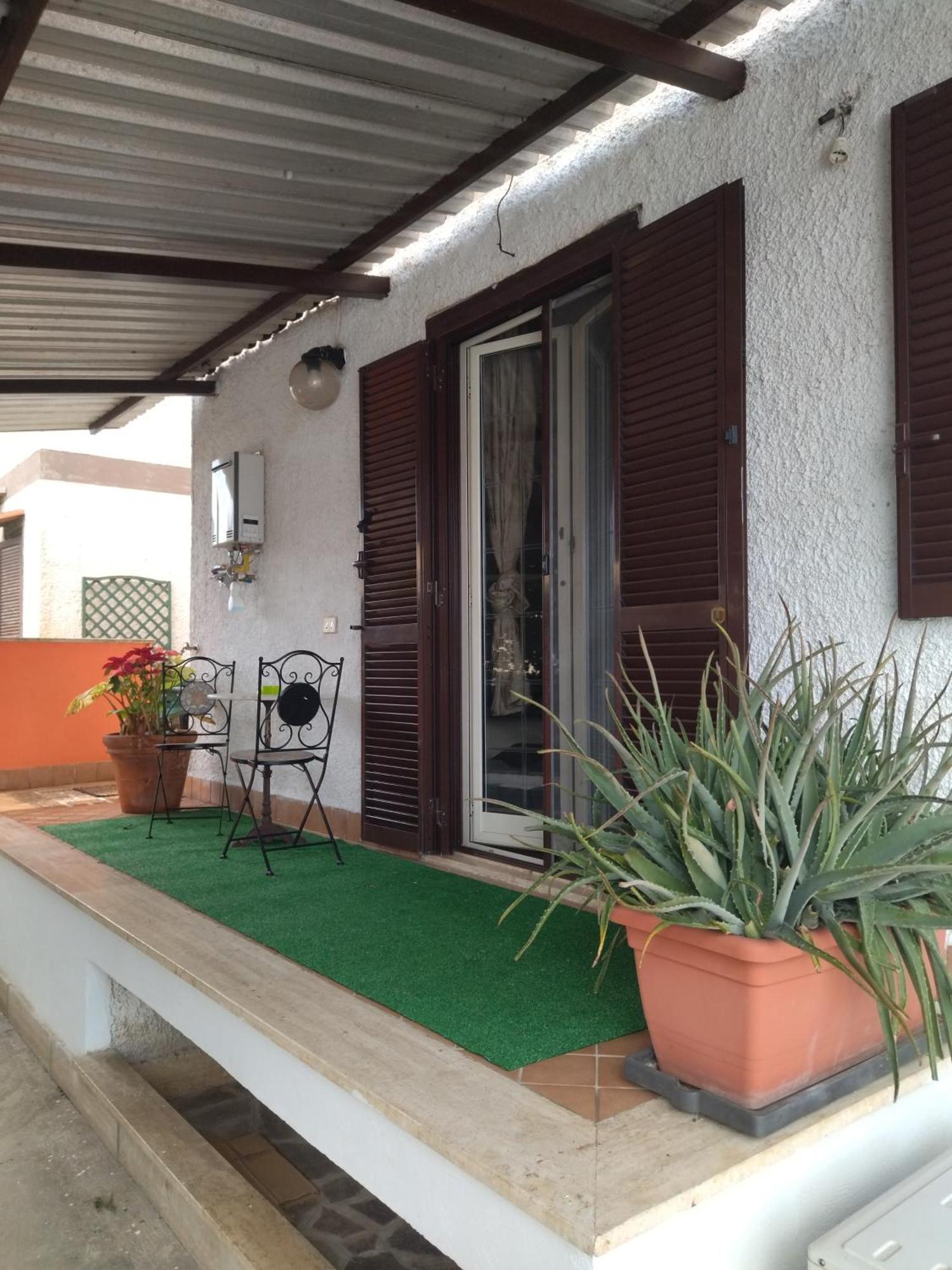B&B La Pace Ardea Buitenkant foto