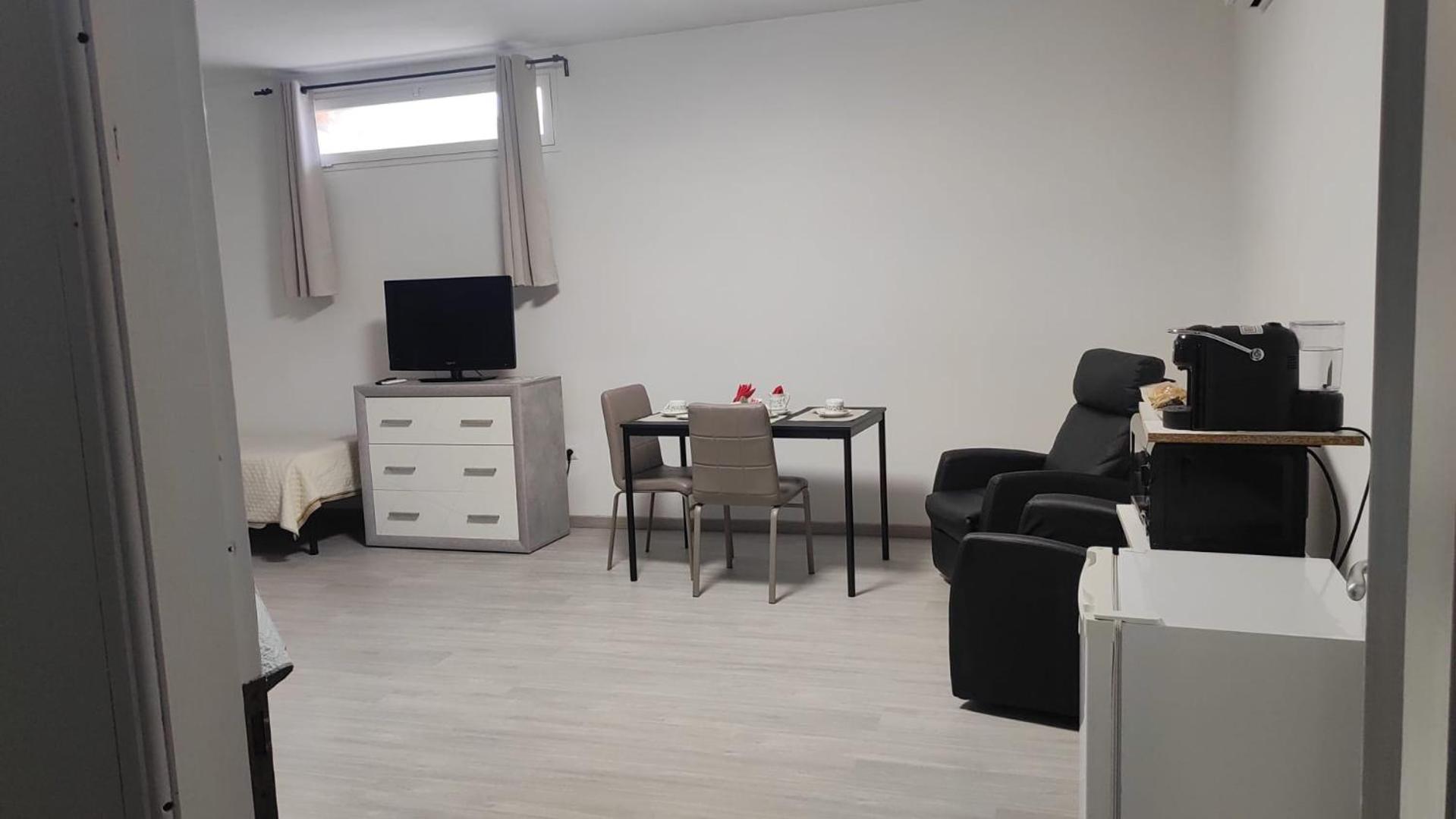 B&B La Pace Ardea Buitenkant foto