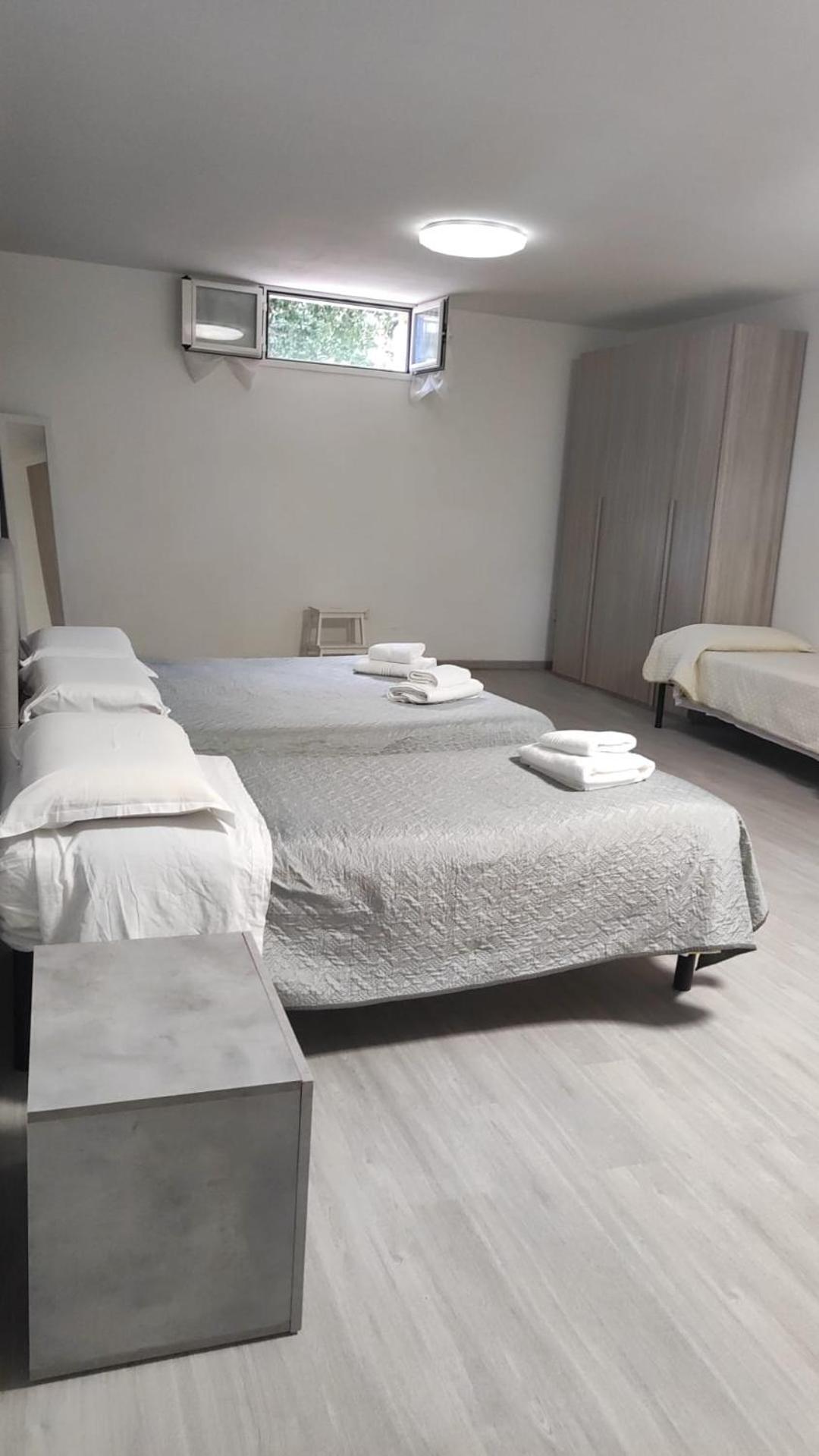 B&B La Pace Ardea Buitenkant foto
